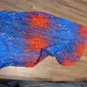 Extra large and wide scarf.